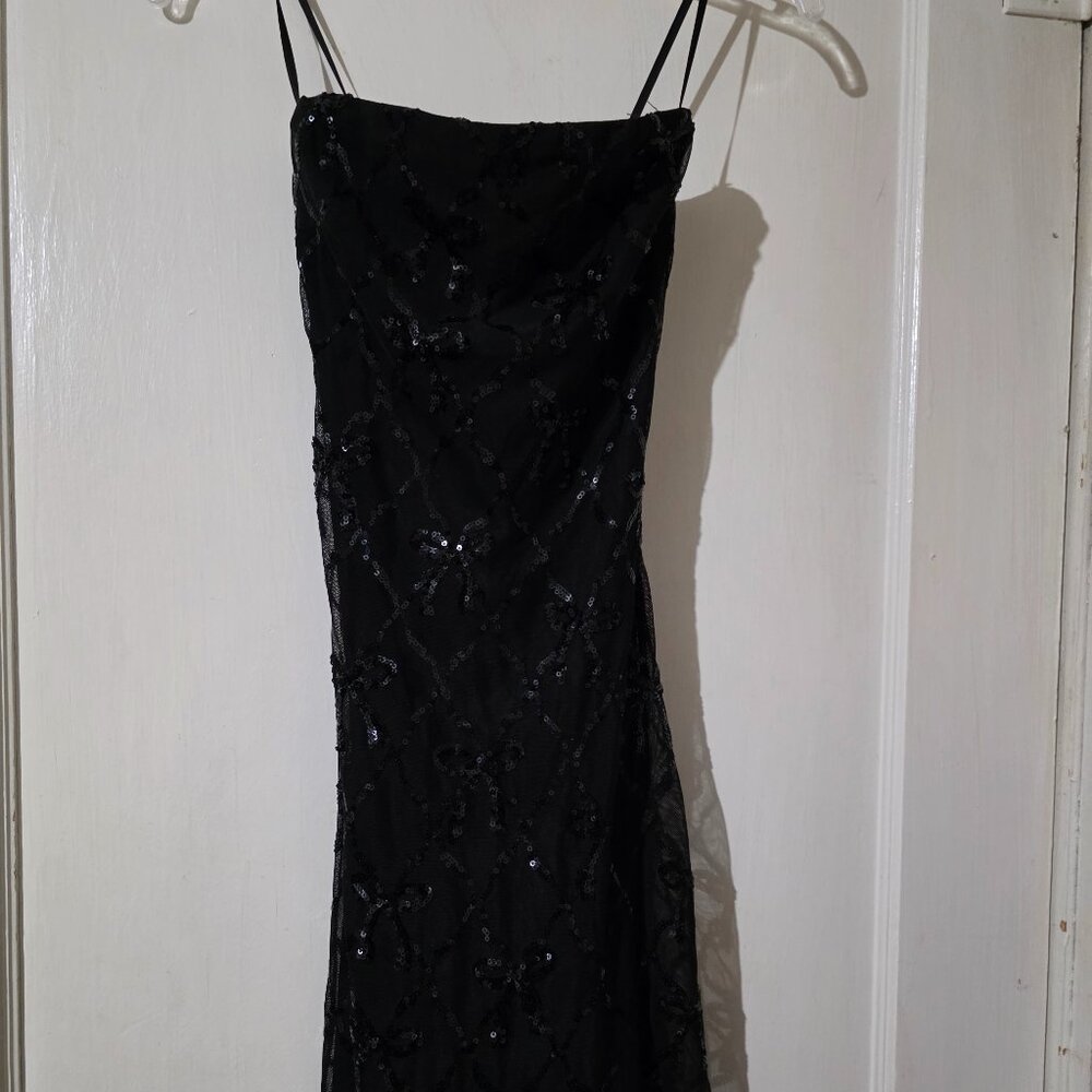 Gorgeous little black strapless with bows